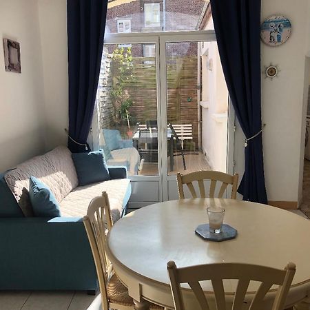 Appartement avec cour à 50m de la plage Mers-les-Bains Extérieur photo